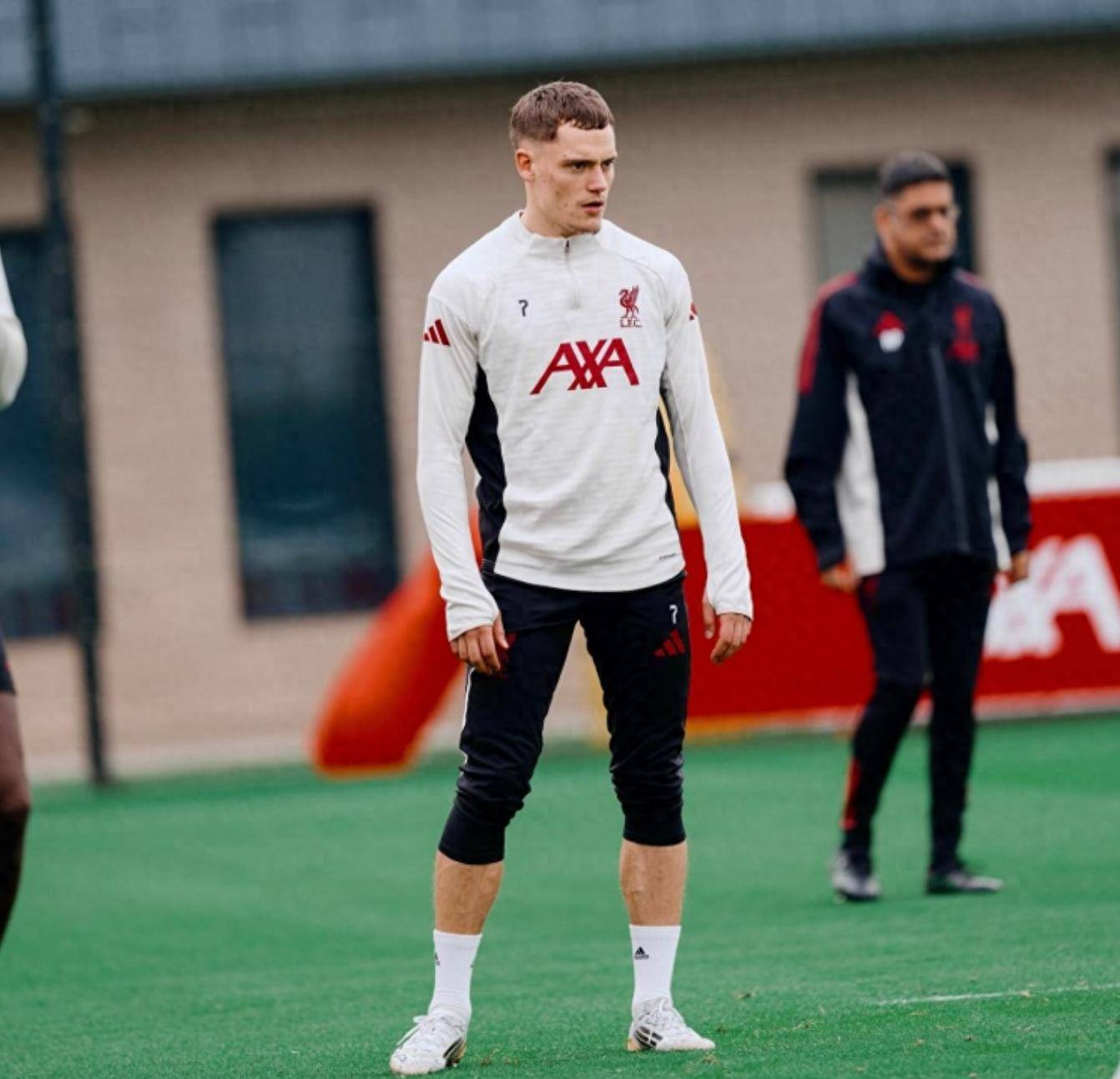 风云突变！拜仁慕尼黑赛后主帅复盘，葡超版图或变，悬念犹存，轮换策略成焦点的简单介绍